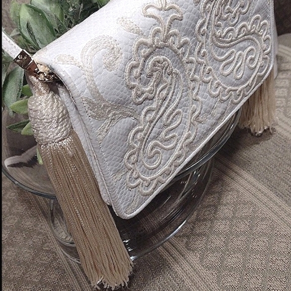 Vintage Judith Leiber Embroidered Tassel Crossbody Clutch Bag - Picture 3 of 16